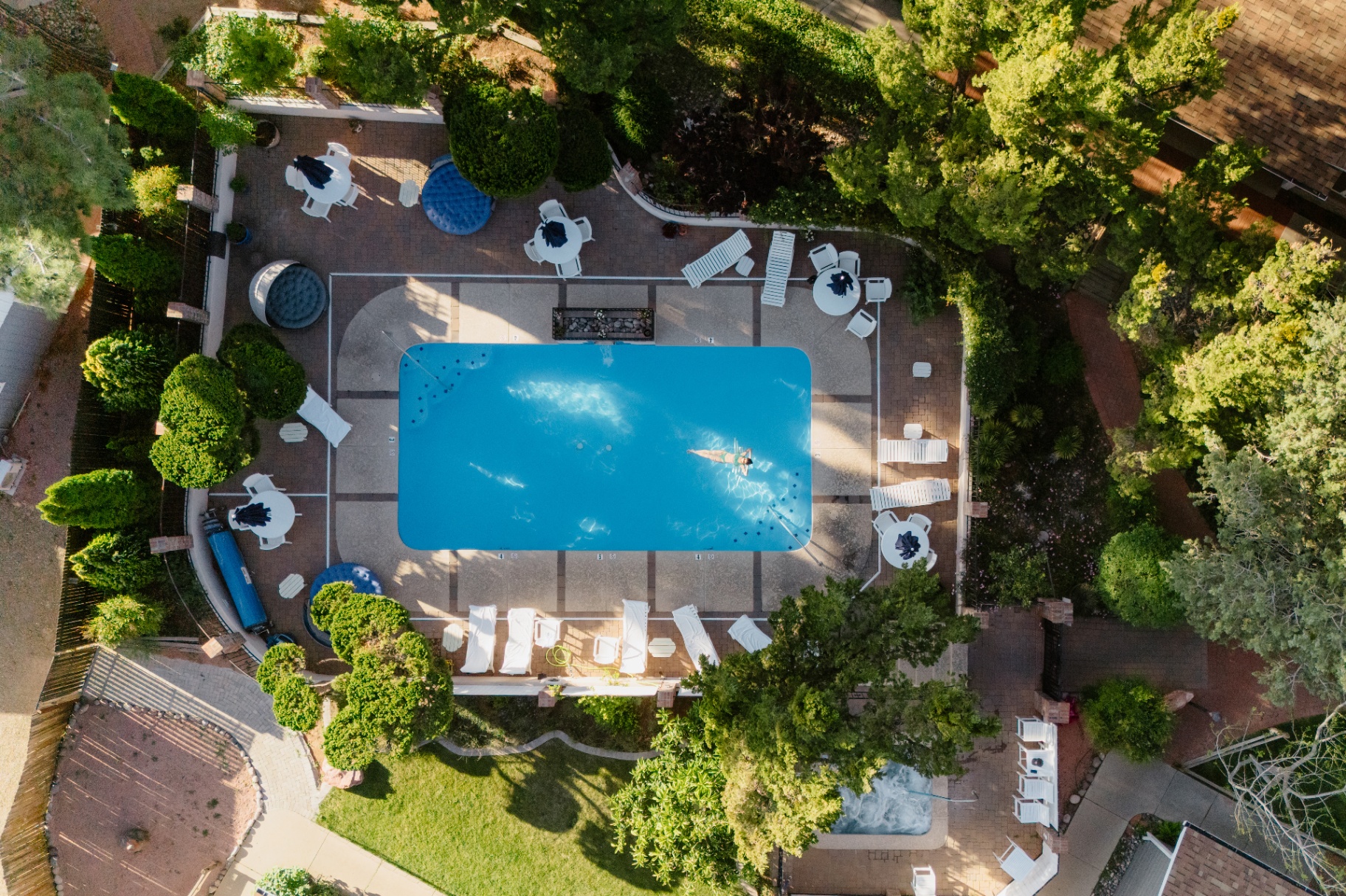 Aerial view of the swimming pool and gardens