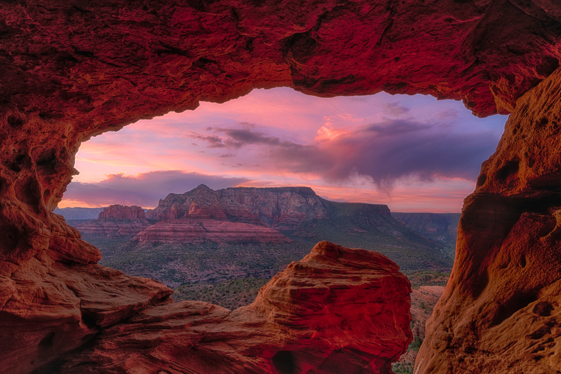 Sweeping red-rock vista from Airport Mesa vortex