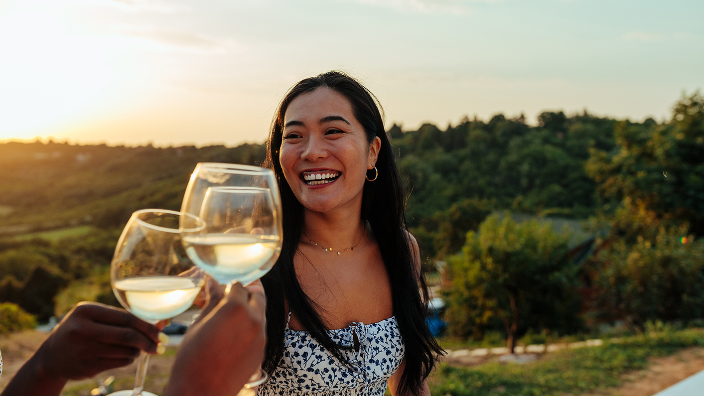 Sedona wine tours through Verde Valley vineyards